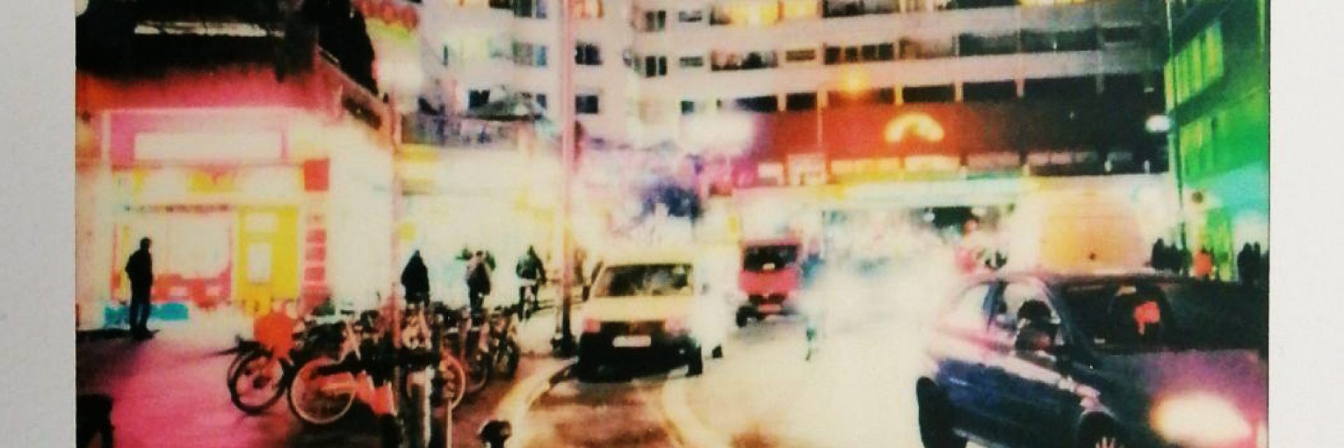 Ein singendes Mädchen